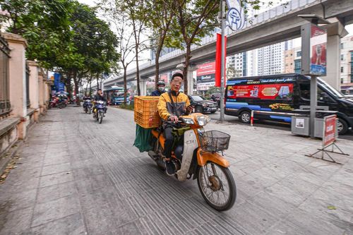 Thà bỏ xe chứ không nộp tiền phạt là hành xử kiểu Chí Phèo