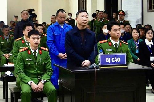 Bị cáo Lưu Bình Nhưỡng: Sức khỏe của tôi giảm sút, bệnh tim rất nặng