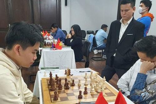 2 kỳ thủ cờ vua Việt Nam giành chuẩn Kiện tướng quốc tế