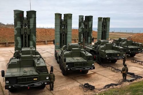 Bốn bệ phóng S-400 Nga đang chờ để triệt thoái khỏi Syria