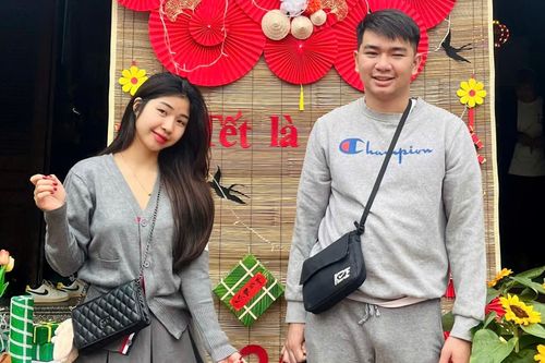 Vợ chồng trẻ chuẩn bị 25 triệu đồng tiêu Tết chỉ sợ thiếu