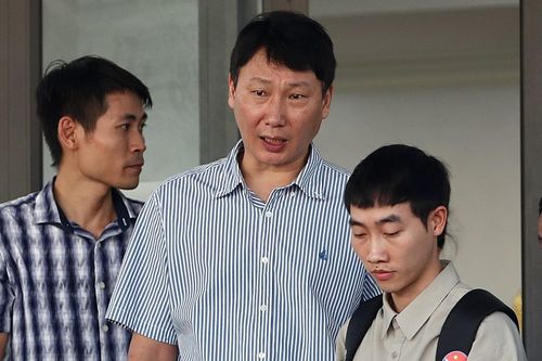 HLV Kim về Hàn Quốc ngày mai