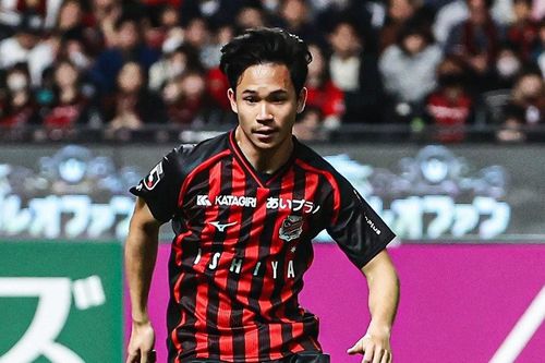 Sao Thái Lan ghi bàn thắng tranh cãi ở AFF Cup cùng CLB Nhật Bản xuống hạng sau 19 trận thua