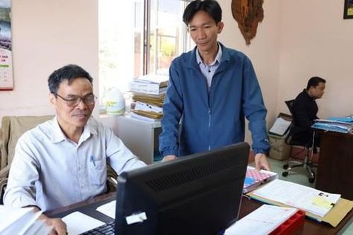 10 Ủy viên Thường vụ, Huyện ủy viên, cán bộ, lãnh đạo phòng, ban xin nghỉ hưu trước tuổi