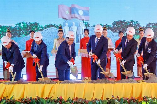 Hai Thủ tướng dự lễ động thổ Công viên Hữu nghị Lào - Việt Nam