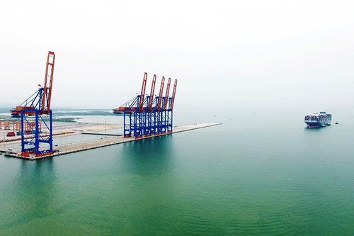 Hành trình vươn ra biển lớn