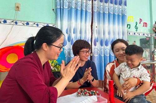 Hỗ trợ cải thiện cuộc sống cho hơn 12.500 người khuyết tật