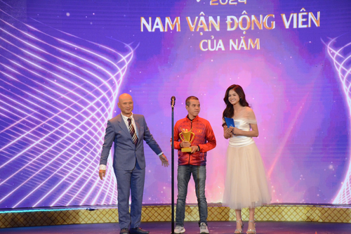 Trần Quyết Chiến và Trịnh Thu Vinh giành Cúp Chiến thắng 2024