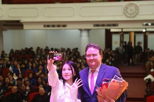 Tương lai của mối quan hệ hợp tác giữa Việt Nam - Hoa Kỳ phụ thuộc nhiều vào thế hệ trẻ