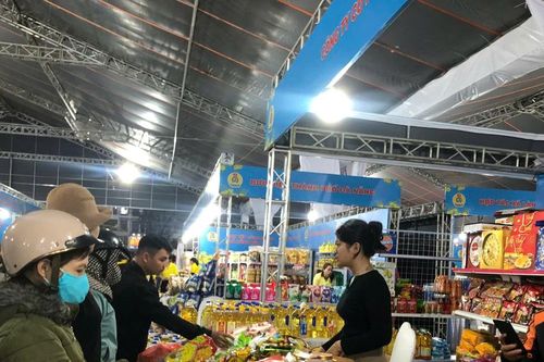 Chợ Tết đặc biệt cho công nhân, người lao động ở Đà Nẵng