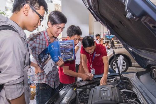 ĐH Bách khoa Hà Nội mở chương trình Kỹ thuật ô tô số đầu tiên tại Việt Nam