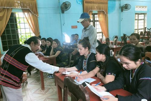 Mong ước cháy bỏng lưu giữ văn hóa Pa Kô