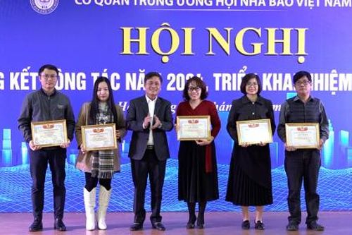 Tiếp tục nâng cao vai trò, hướng đến đột phá trong hoạt động báo chí