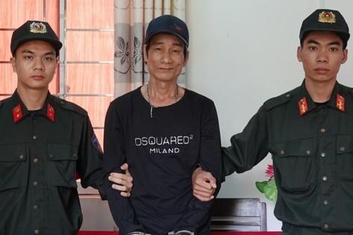 Biết tin ông chủ 'sa cơ', kẻ làm thuê liền trộm hàng chục cây gỗ Giáng Hương