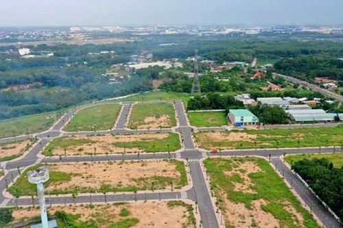 Nhiều chủ đầu tư 'phát khóc' vì dài cổ chờ định giá đất
