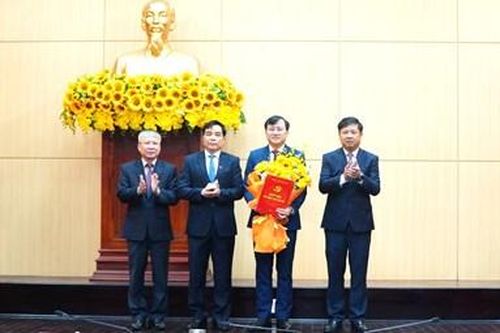 Điều động, chỉ định, chuẩn y nhân sự mới ở 5 tỉnh, thành