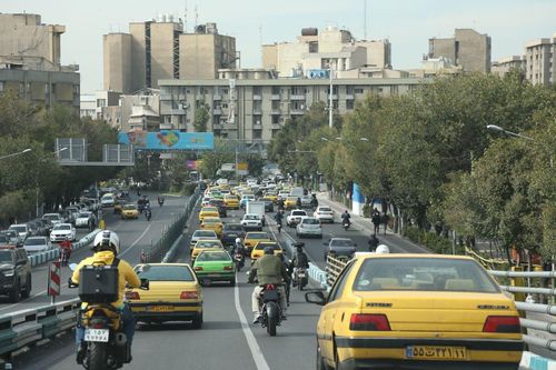 Hai áp lực khiến Iran thúc đẩy kế hoạch chuyển thủ đô