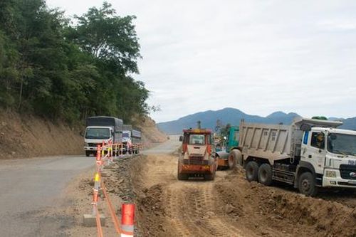 Đẩy nhanh tiến độ dự án nâng cấp tuyến đường huyết mạch nối Tây Nguyên và miền Trung