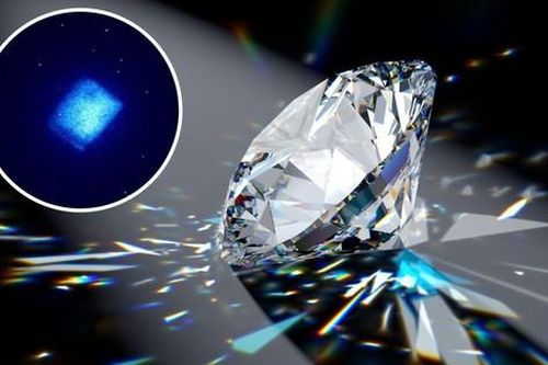 Pin kim cương siêu bền