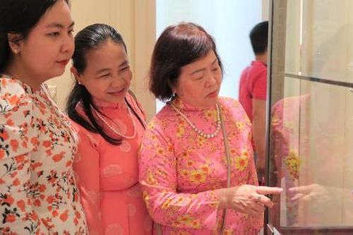 Đến Bảo tàng Phụ nữ Nam Bộ nghe 'Cổ vật kể chuyện Xuân'