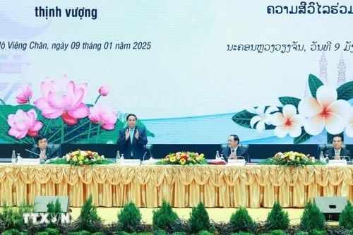 Những lần 'đầu tiên' đặc biệt trong chuyến công tác tại Lào