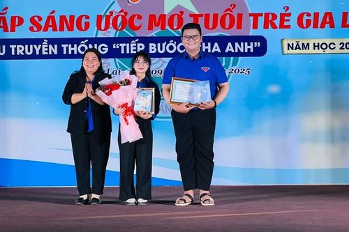 Đoàn trường THPT Nguyễn Bỉnh Khiêm đạt giải nhất Hội thi Thắp sáng ước mơ tuổi trẻ Gia Lai