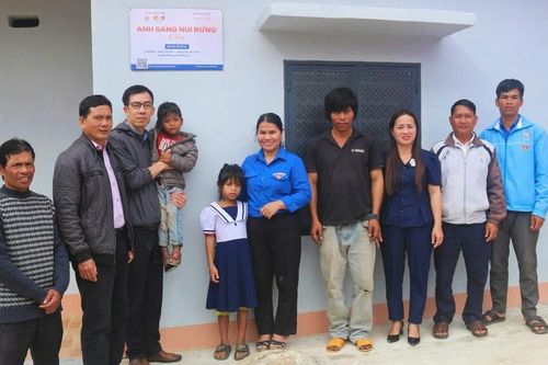 Kbang: Bàn giao 'Ngôi nhà hạnh phúc' cho thiếu nhi mồ côi