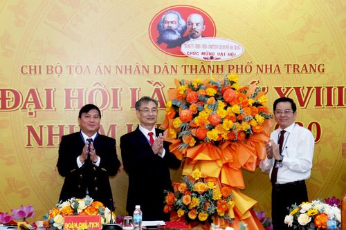 Đại hội Chi bộ Tòa án nhân dân TP. Nha Trang lần thứ XVIII, nhiệm kỳ 2025 - 2030