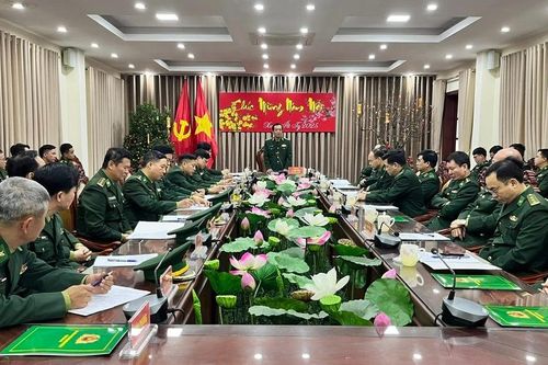 Đoàn công tác của Bộ Tư lệnh Bộ đội Biên phòng thăm, chúc tết Bộ đội Biên phòng tỉnh Lào Cai