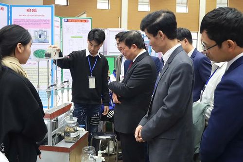 Khai mạc cuộc thi Khoa học kỹ thuật và Robotics học sinh trung học cấp tỉnh năm học 2024-2025