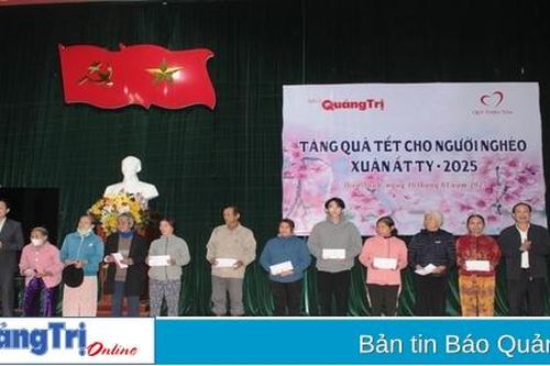 Báo Quảng Trị - Quỹ Thiện Tâm: Tặng 237 suất quà cho người dân có hoàn cảnh khó khăn tại huyện Hải Lăng
