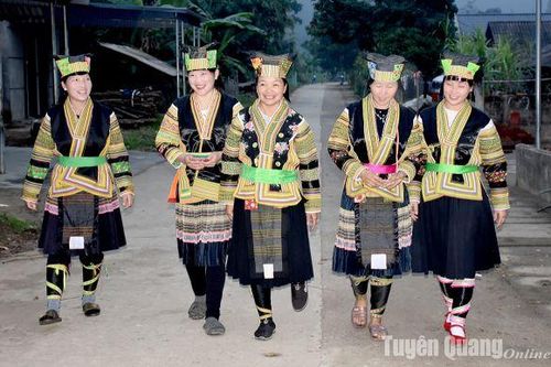 Nà Coóc đón Xuân