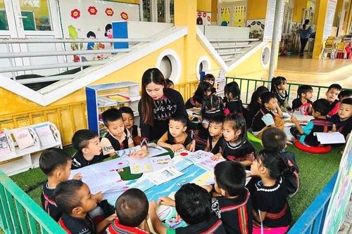 Kiểm tra việc tăng cường tiếng Việt cho trẻ mầm non