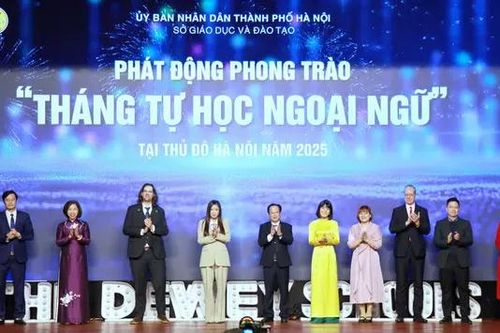 Hà Nội phát động phong trào 'Tháng tự học ngoại ngữ'
