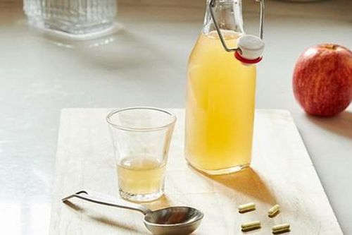 Những loại thuốc nào không nên uống cùng giấm táo?