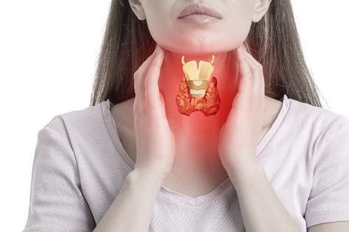 8 dấu hiệu cảnh báo ung thư tuyến giáp
