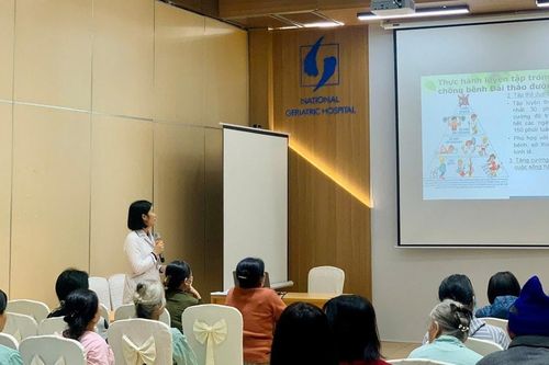 Dân số già hóa và những thách thức chăm sóc y tế