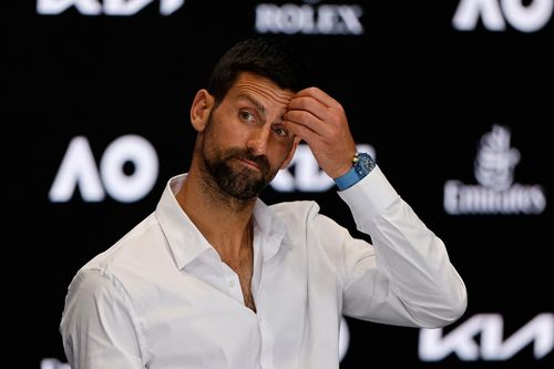 Djokovic tố bị đầu độc