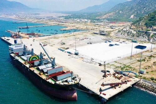 Cảng quốc tế Trung Nam Cà Ná đạt mốc 1 triệu tấn hàng thông quan qua cảng