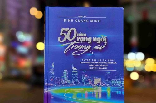 Giao lưu ra mắt sách nhạc '50 năm rạng ngời trang sử'