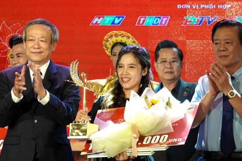 Thí sinh Nguyễn Huỳnh Như đoạt giải Quán quân Bông Lúa Vàng 2024