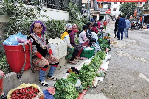 Những thị trấn núi đang đánh mất mình