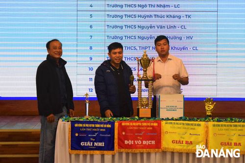 12 đội dự giải bóng đá phụ huynh thành phố Đà Nẵng năm 2025