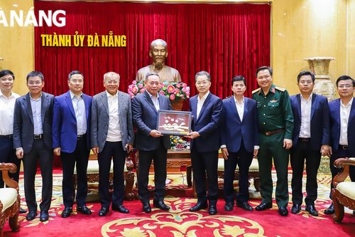 Lãnh đạo thành phố tiếp đoàn công tác Tổng cục II, Bộ Quốc phòng