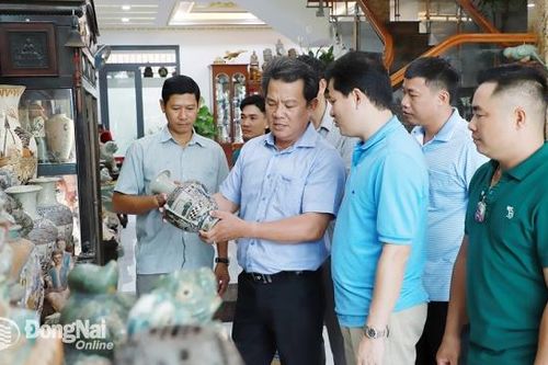 Sân chơi cho những người yêu di vật, cổ vật