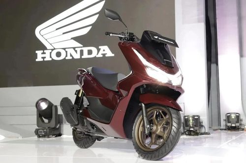 Honda PCX 160 2025 'trình làng' với giá 66 triệu đồng
