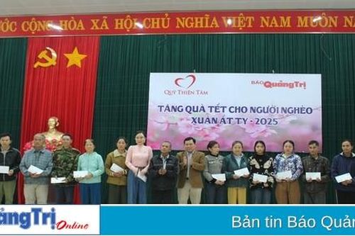 Trao 209 suất quà cho các hộ dân có hoàn cảnh khó khăn trên địa bàn TP. Đông Hà