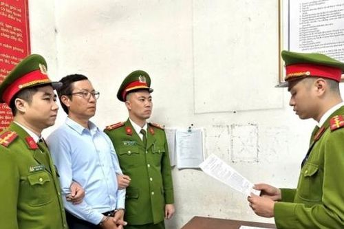 Nguyên Tổng giám đốc Công ty CP Xi măng Hạ Long bị bắt vì bán khống hóa đơn