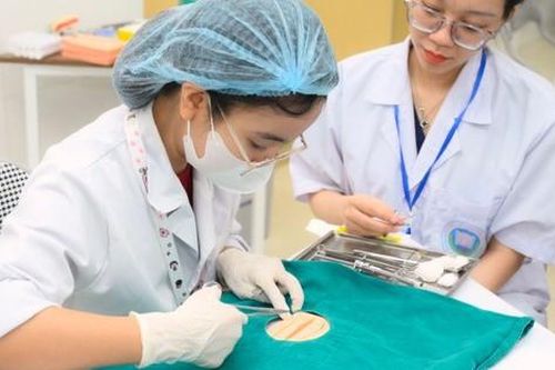 11 trường đại học Y Dược lọt top 100 bảng xếp hạng đại học Việt Nam 2025