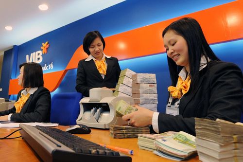 Nhiều ngân hàng tuyển dụng rầm rộ từ đầu năm